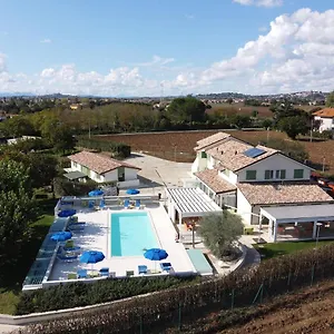 le-terre-di-maluk.riccione-hotels.org/